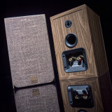 Dali Sonik 1 Compact Bookshelf Speakers