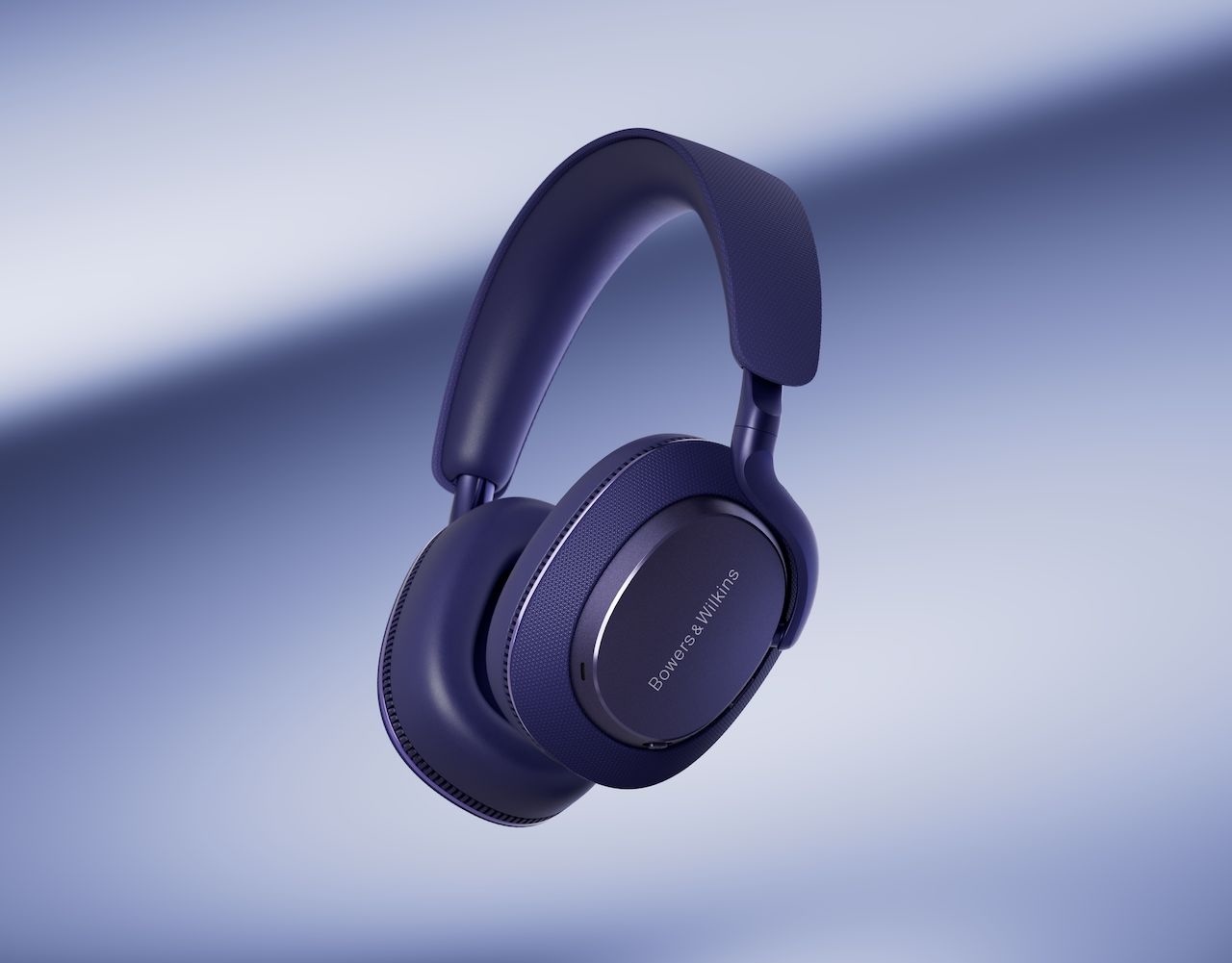 Bowers and Wilkins PX7 S3