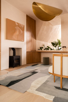 Della Shaped by The Rug Company - insitu image