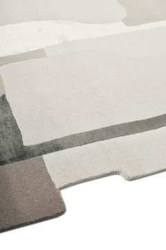 Della Shaped by The Rug Company - sidepile image
[ROOMVO]