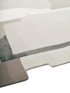 Della Shaped by The Rug Company - sidepile image