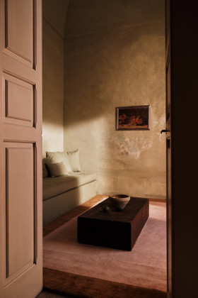 Border Mohair Rose Quartz by The Rug Company - incidental