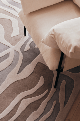 Rêverie Mist by The Rug Company - closeup image