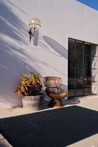 Flatweave Handcarded Wool Midnight - insitu inspiration