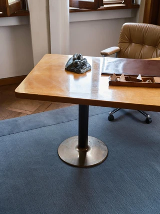 Cameo rug in Lake, styled vignette in a home office setting