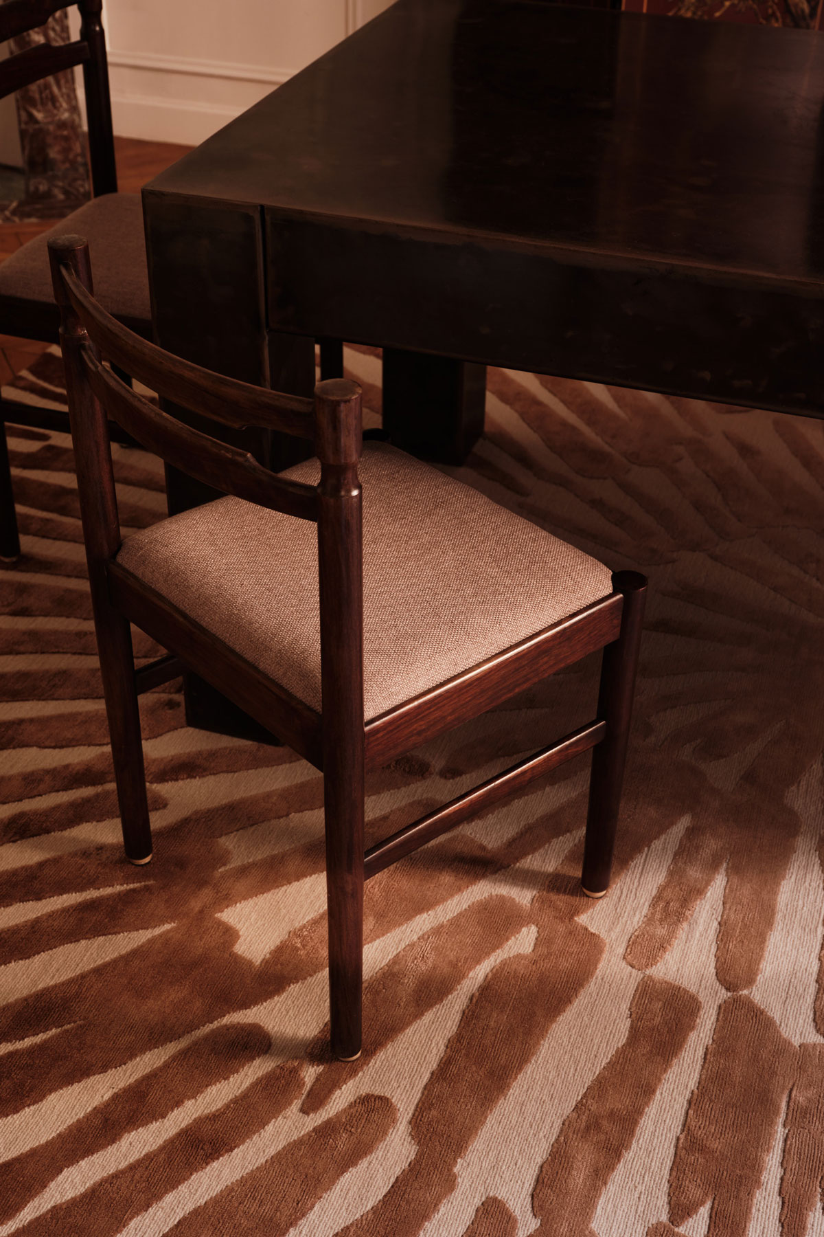 Helia Rust by Winch - closeup incidental