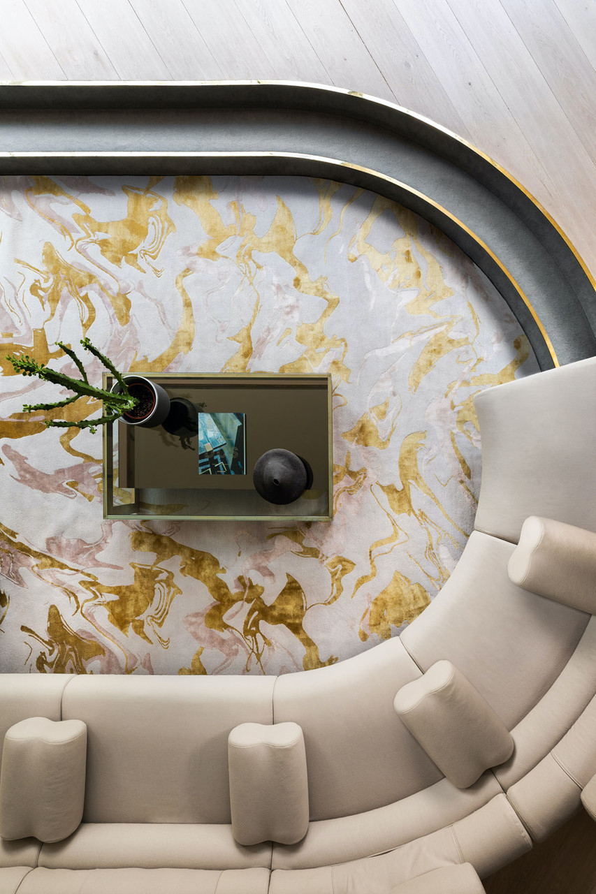 Echo Gold Round by The Rug Company - Roomset