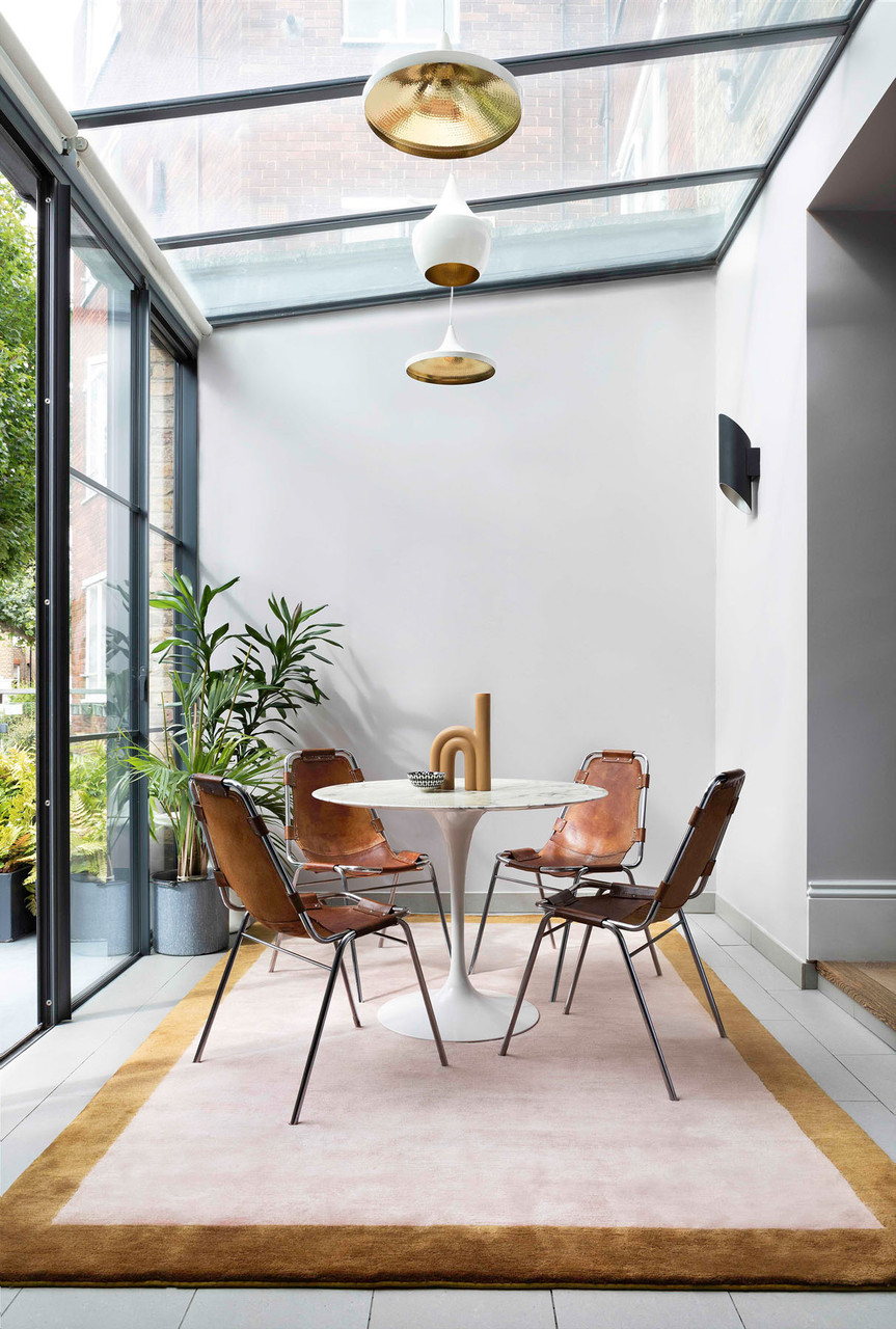 Border Mohair Rose Quartz by The Rug Company  - Roomset dining
