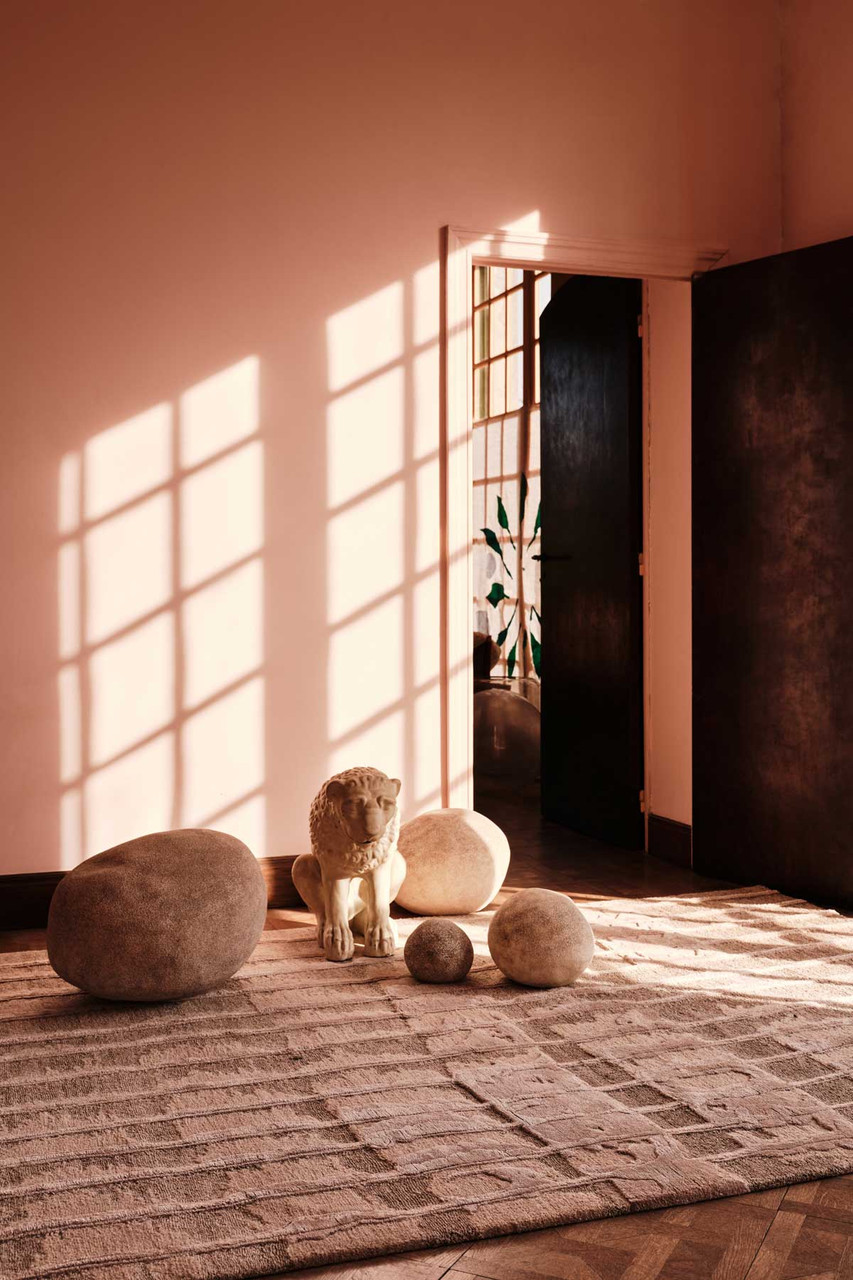Elowen Sandstone by Kelly Wearstler - incidental