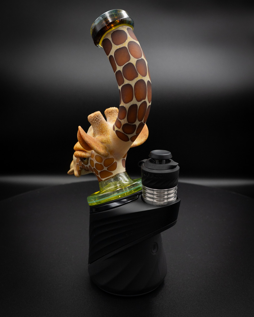Robertson Highrise Giraffe Puffco Peak Topper