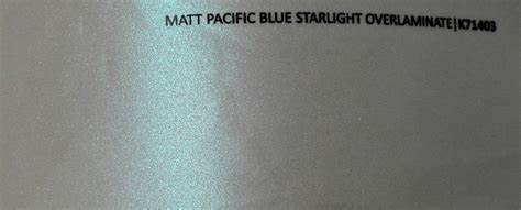 Close-Up of KPMF K71403 Matte Pacific Blue Starlight Film
A close-up of KPMF K71403, showing the velvety matte surface and micro glitter flake embedded in the pacific blue-tinted transparent overlaminate for a subtle metallic sparkle.