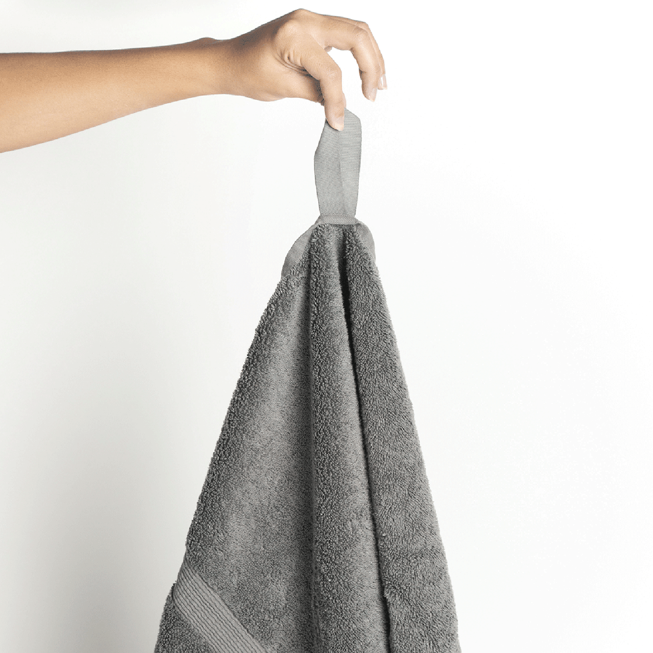 Nestwell™ Hygro Solid Bath Towel in Chrome Grey, Bath Towel - Fred