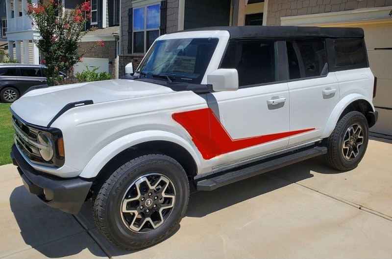 Ford Bronco Side Body Vinyl Graphics for 6G - V9 by Vortex - VS1082