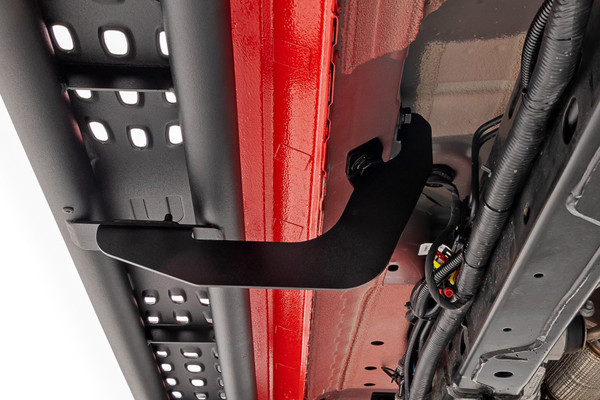 Ford Bronco 4WD OV2 Running Boards by Rough Country