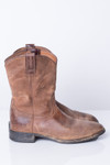 Brown Leather Ariat Vintage Cowboy Boots (8D)