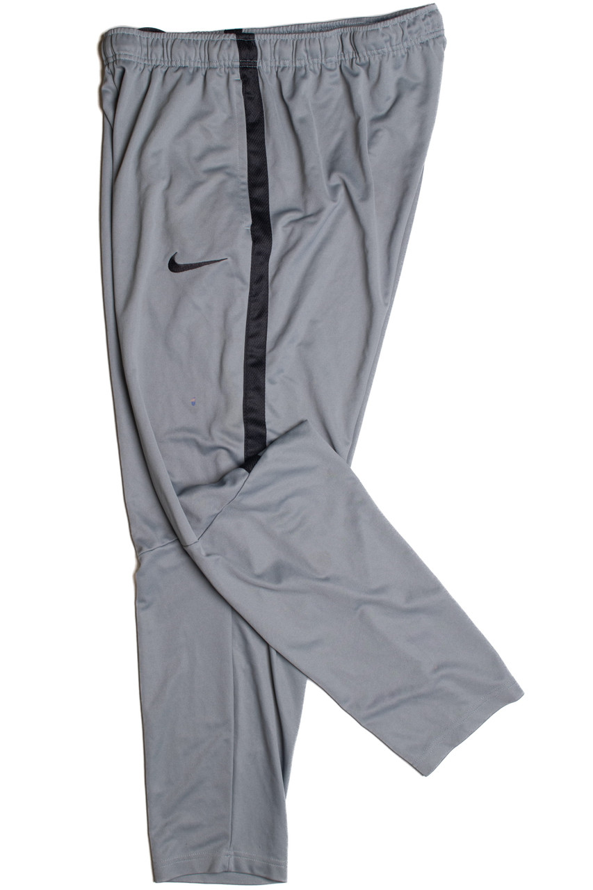 Nike Sportswear Style Essentials Men's Woven Unlined Tearaway Pants. Nike .com