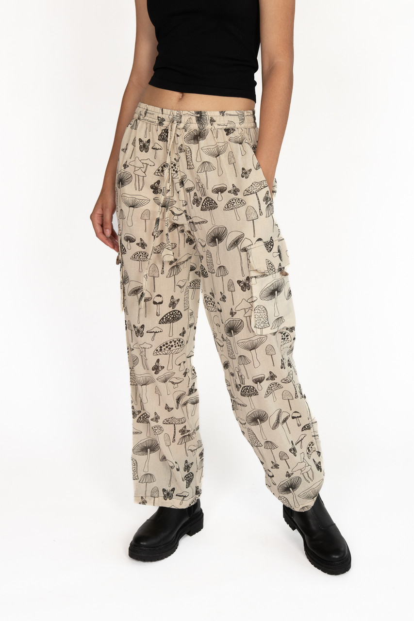 Nostalgic Pants: H&M Cargo Pants  14 of Our Favourite New July