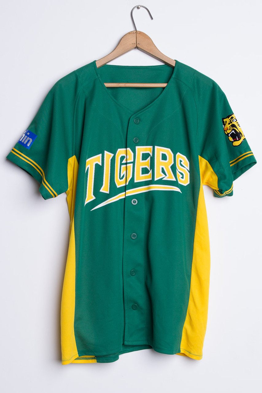 30% Clearance Sale Vintage Hanshin Tigers Baseball Jersey Champion Uniform  Stitch Japanese Sewn Logo Medium Size