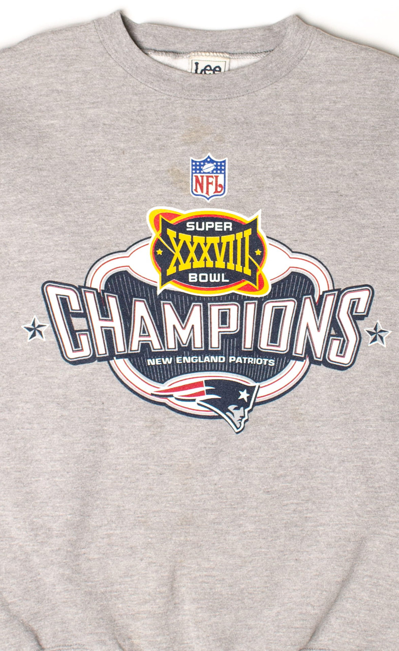 New England Patriots Super Bowl XXXVIII Champions Sweatshirt (2004) 