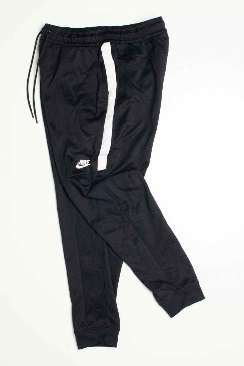 Vintage Nike woven black track pant – weighnpayclothingstore