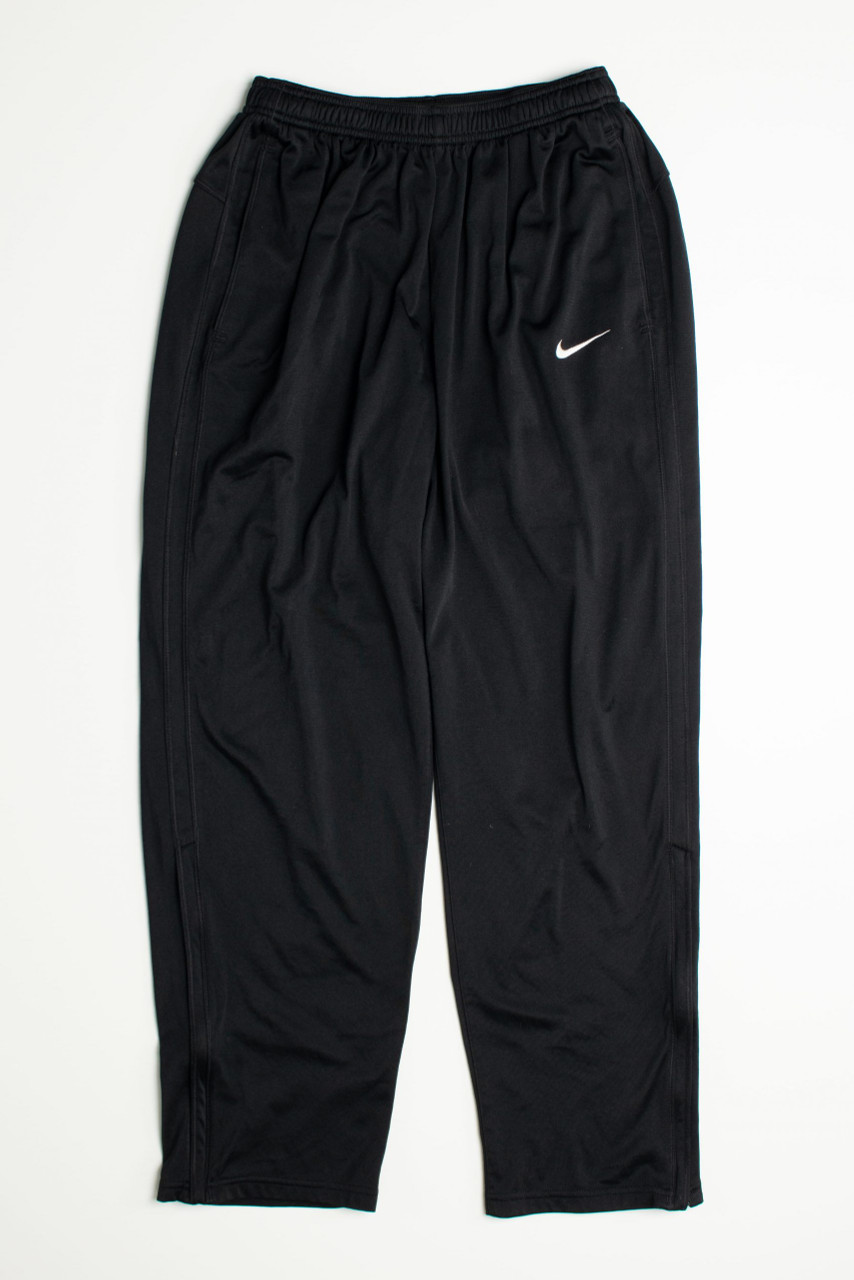 Black Nike Challenger Woven Track Pants | JD Sports UK