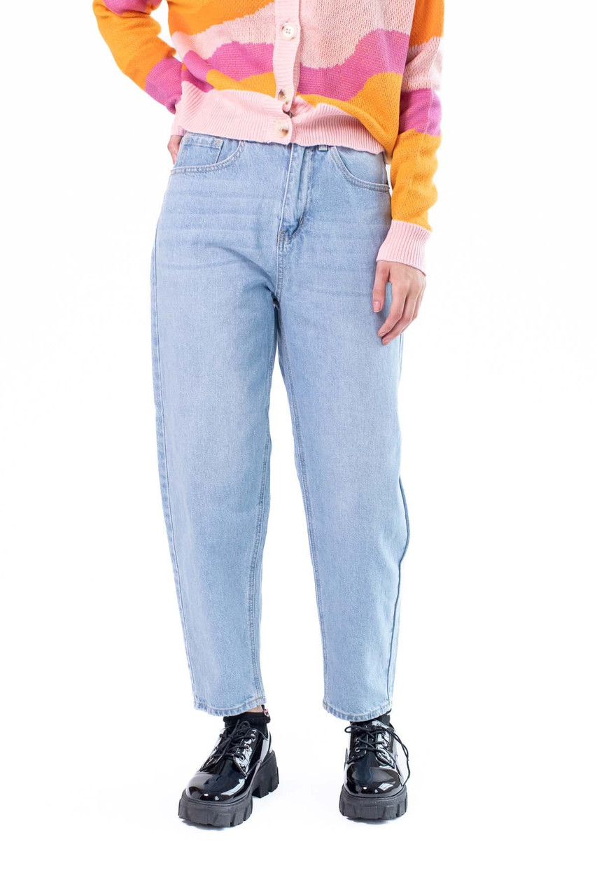 Tapered Baggy Jeans