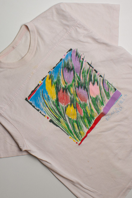 Vintage Black Hills Flower T-Shirt (1980s) 8447
