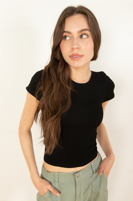 Black Seamless Crew Neck Shirt