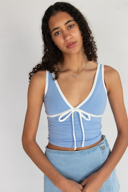 Tie Front Scallop Trim Tank Top