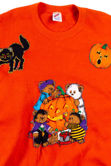 Vintage Halloween Sweatshirt 471