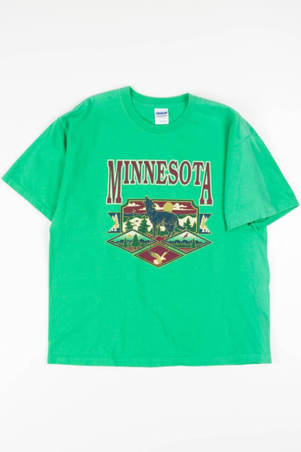 Faded Minnesota Wolf Souvenir T-Shirt