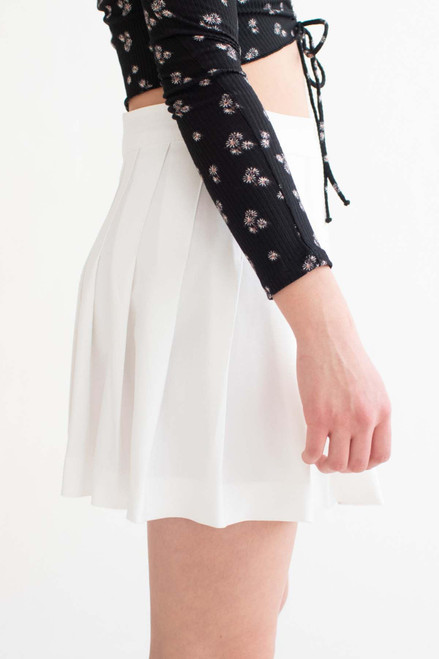 White Stretch Pleated Skirt