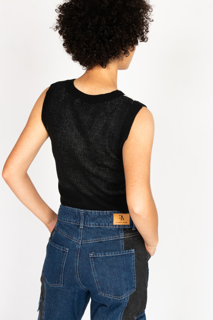 Black Waved Split Sweater Vest