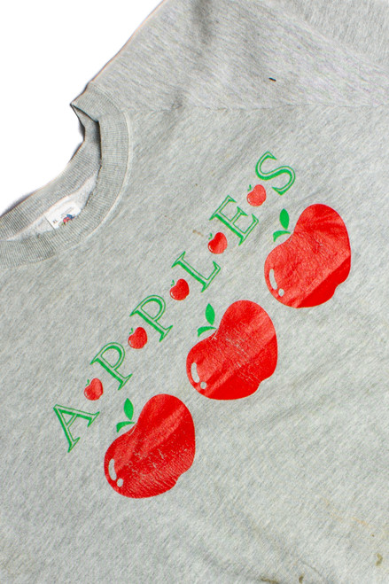 Vintage Apples Graphic Sweatshirt (1990s) 8636