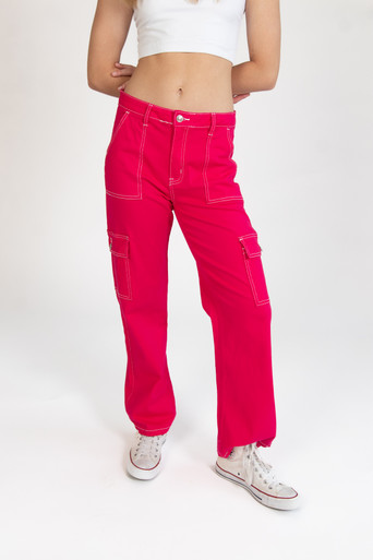 Pink Cargo Pants | Pink cargo pants, Cargo pants outfits, Colored pants