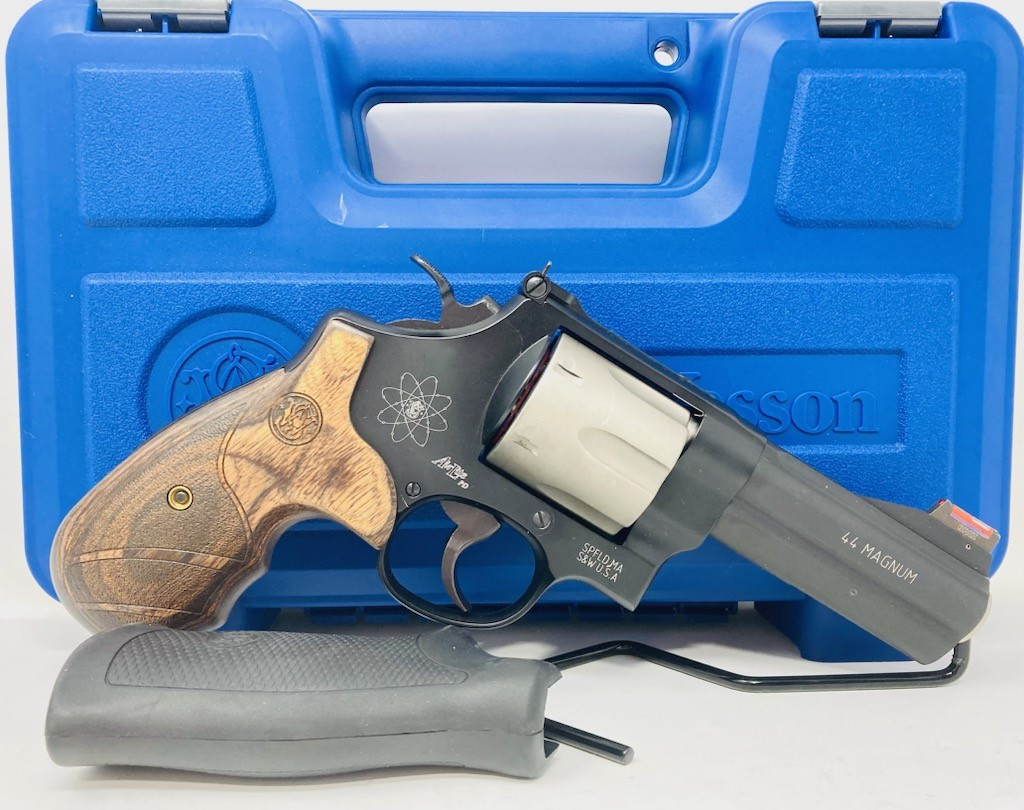 Vizards Guns and Ammo