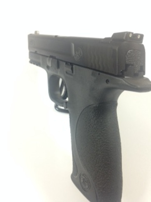 USED SMITH AND WESSON M&P 9 COMES WITH 2 17 ROUND MAGAZINES AND ORIGINAL BOX ECELLENT CONDITION 