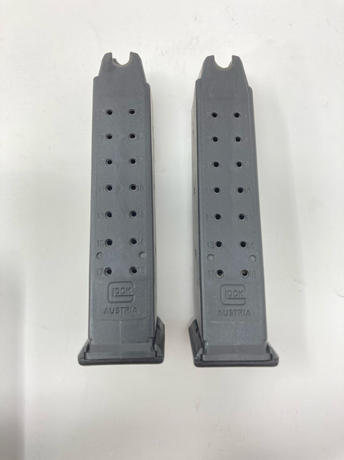 Used Glock 17 Gen 2, Collectors grade, Comes with original box 2 original preban 17 round magazines, Original manual and cleaning rod 