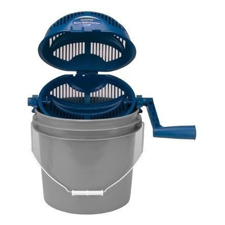 AOB Quick-N-EZ Rotary Sifter Kit With Bucket 3.5 gallons