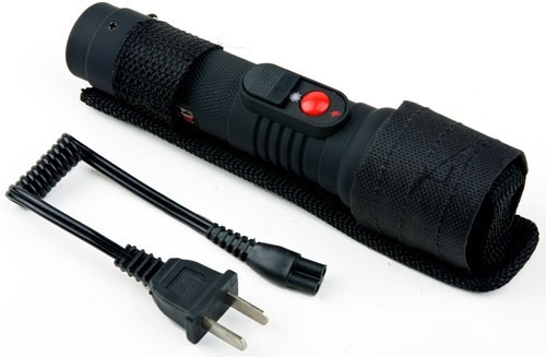 LIGHT 4 MILLION VOLT BLACKGUARD DOG STEALTH STUN GUN W/ 