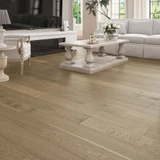 Piso SPC Solid con Base Acústica y Madera Natural 9 mm: Estabilidad y Confort al Caminar