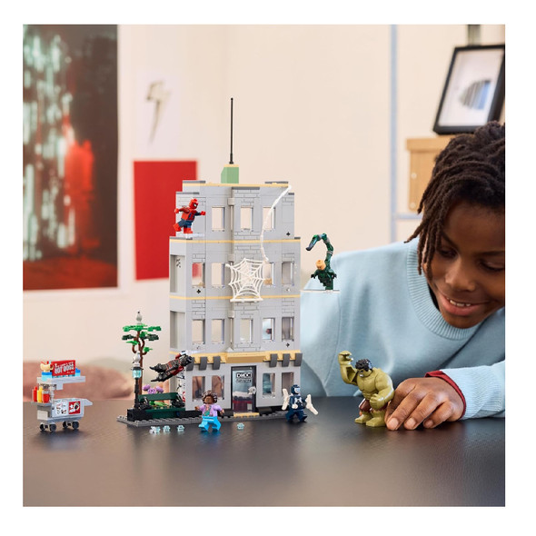 Lego Super Heroes Marvel Spider-Man vs. Hulk Epic Clash