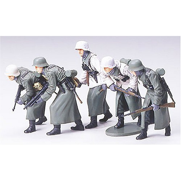 Tamiya 35256 German Infantry WW2 Winter Model Kit Scale 1:35