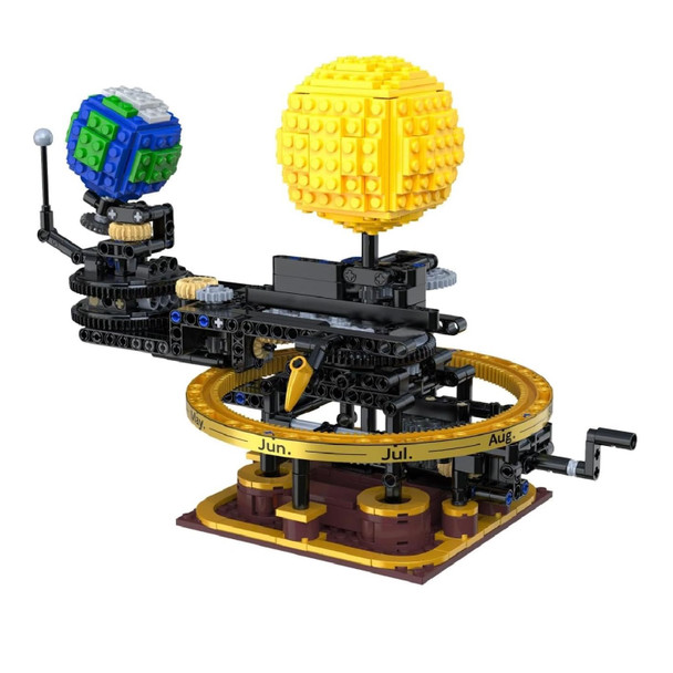 CaDA Mini Mechanical Solar System Building Set 651 Pieces