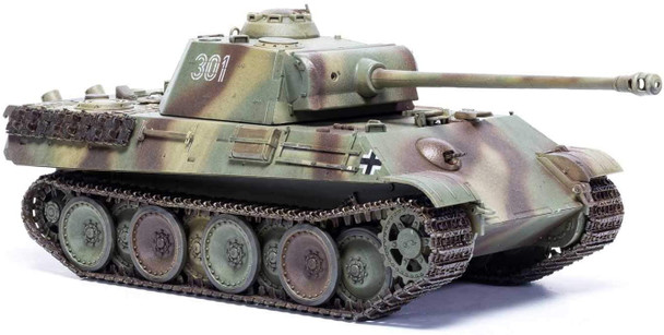 Airfix A1352 Panther Ausf G Military Vehicle