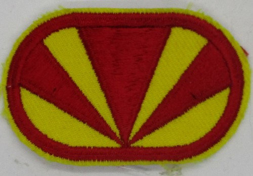 4th ADA 82nd AB Div. (3 stripes)(cut edge)w