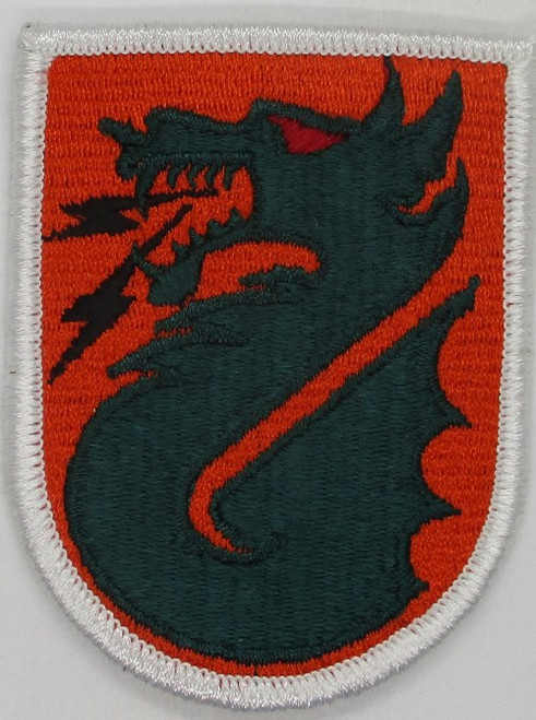 5th Signal Brig. (merrowed edge) 38-40aw