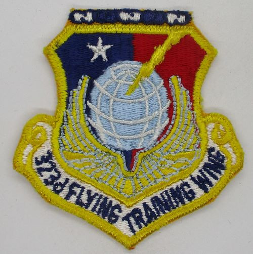 323rd Fly. Training Wing (cut edge) K
