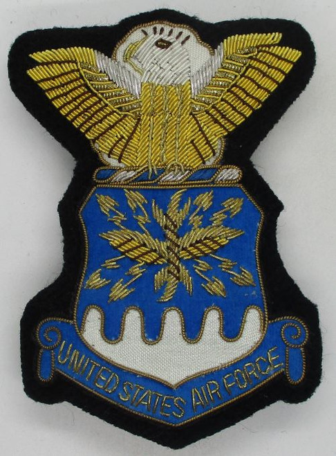 US Air Force (felt cut edge)(pins on back) K