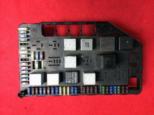 Porsche 911 993 1994-98 Fuse Panel  (99361001100)